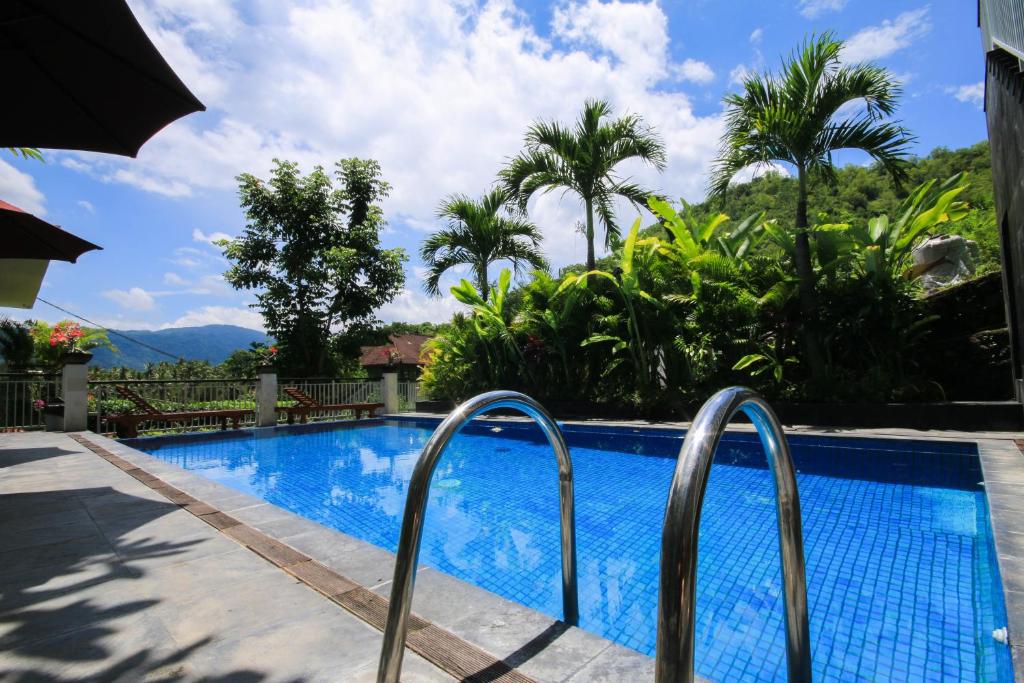Dewi Villa photo 3