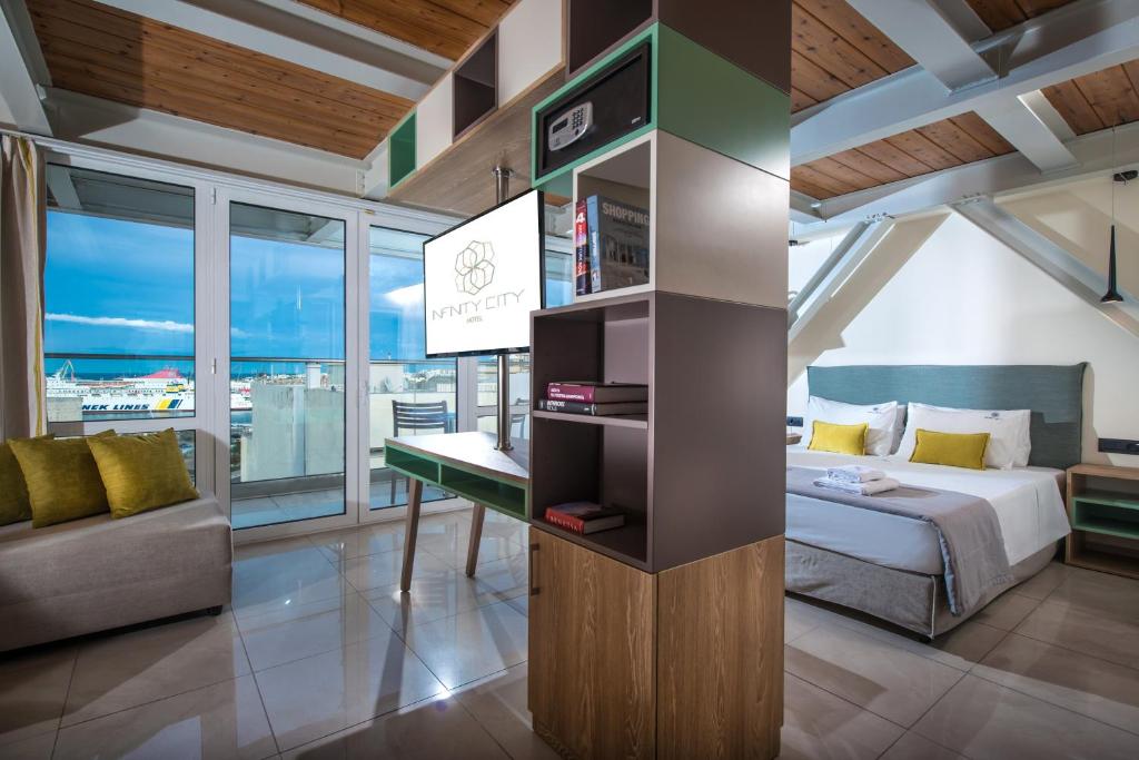 Сьюит (Полулюкс с видом на море), Infinity City Boutique Hotel