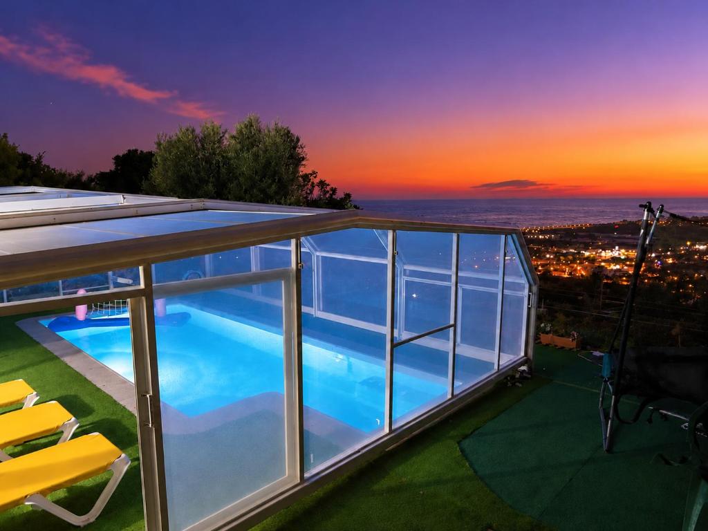 Villa con piscina privada climatizada 29oC