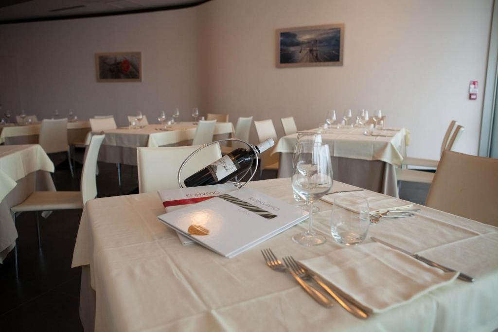 Klass Hotel photo 4