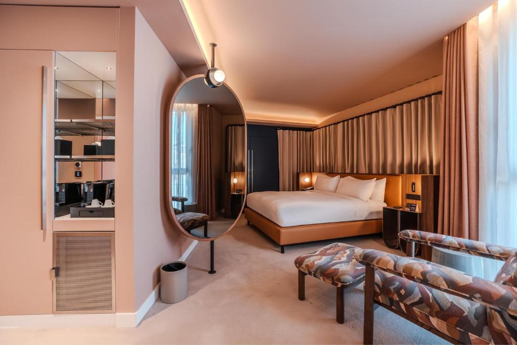 Cenica Porto Hotel, Curio Collection by Hilton Room Type - Junior Suite