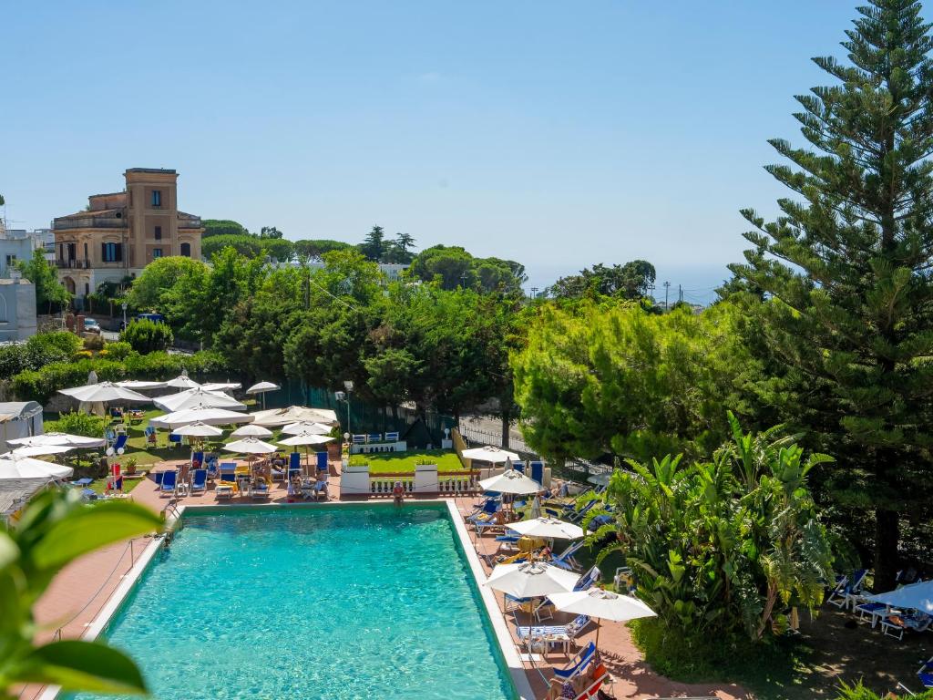 Hotel San Michele - Tap to explore photos
