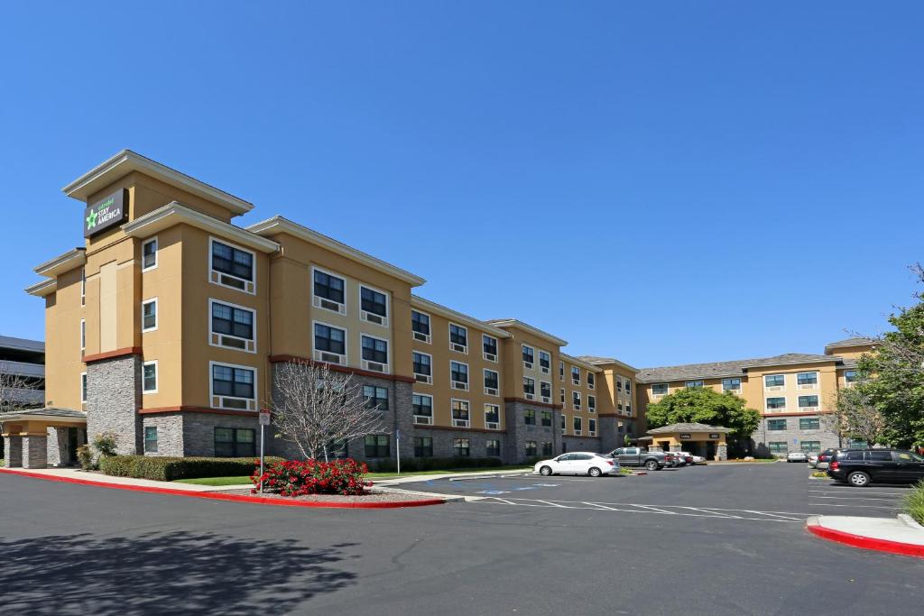Extended Stay America Suites Orange County John Wayne Airprt image
