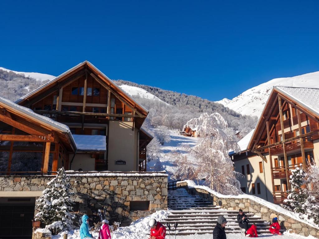 Studio charmant à Valloire - 21m² - Vue sur montagne - Tap to explore photos