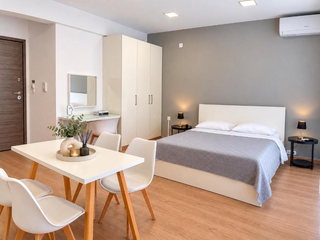 Rooms of Boutique Studios near Airport