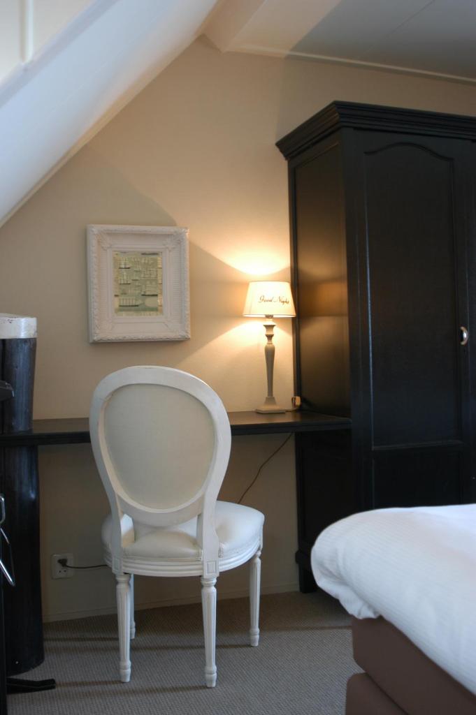 Сьюит (Suite near the Lake (First Floor)), Auberge de Campveerse Toren