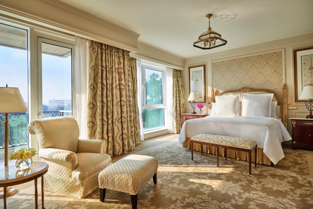 Сьюит (Дипломатический люкс), Four Seasons Cairo At The First Residence
