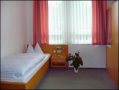 Gasthaus & Pension Zum Hirsch photo 1