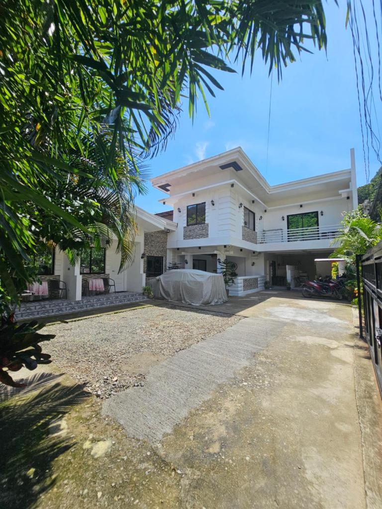 Carandang Tourist Inn, El Nido