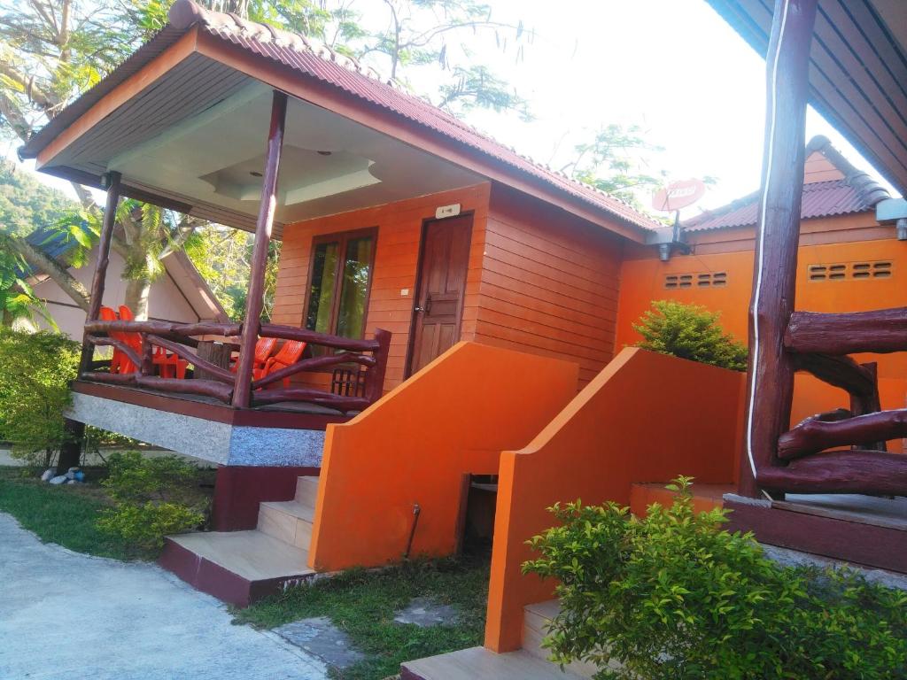 Номер (Бунгало с балконом), Phi Phi Coralbay