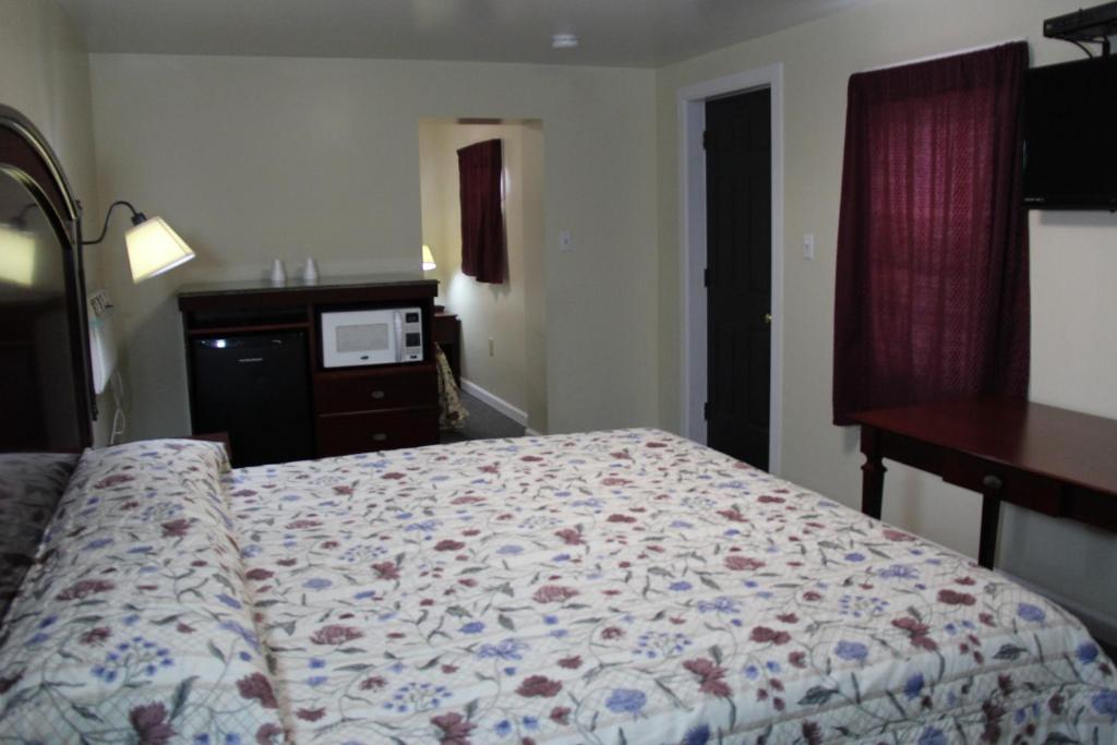 Pleasant Hill Motel photo 3