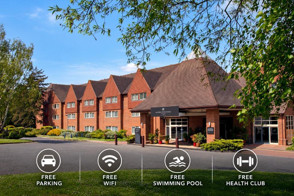Ashford International Hotel & Spa - Tap to explore photos