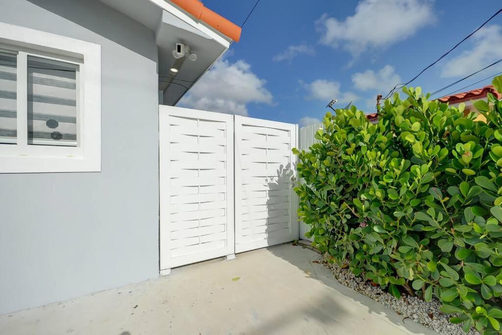 Cozy Miami Apt 8min to Airport, Modern Kitchen L03A