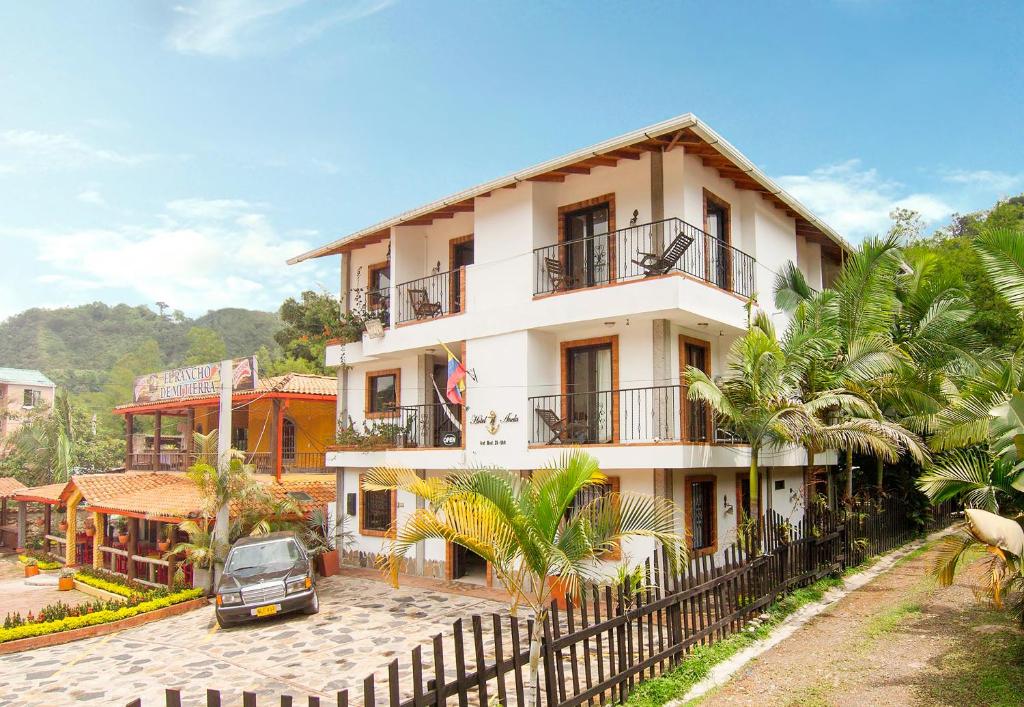 Hotel El Ancla photo 2