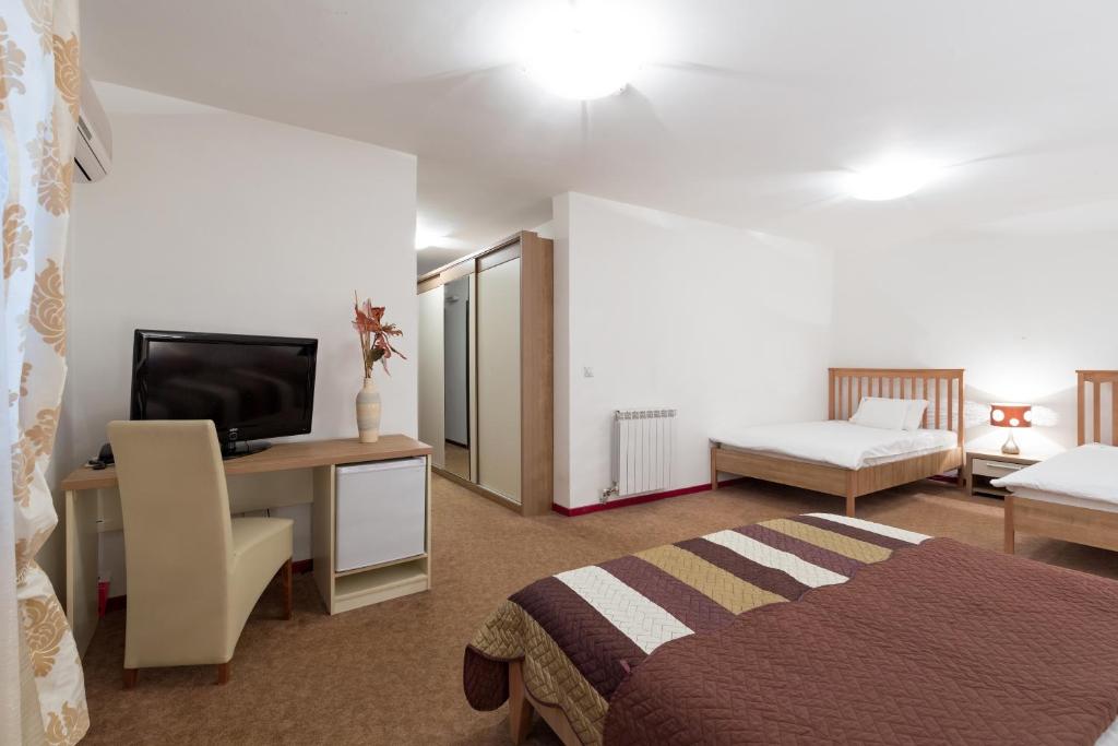 Семейный (Семейный номер), Garni Hotel Villa Family