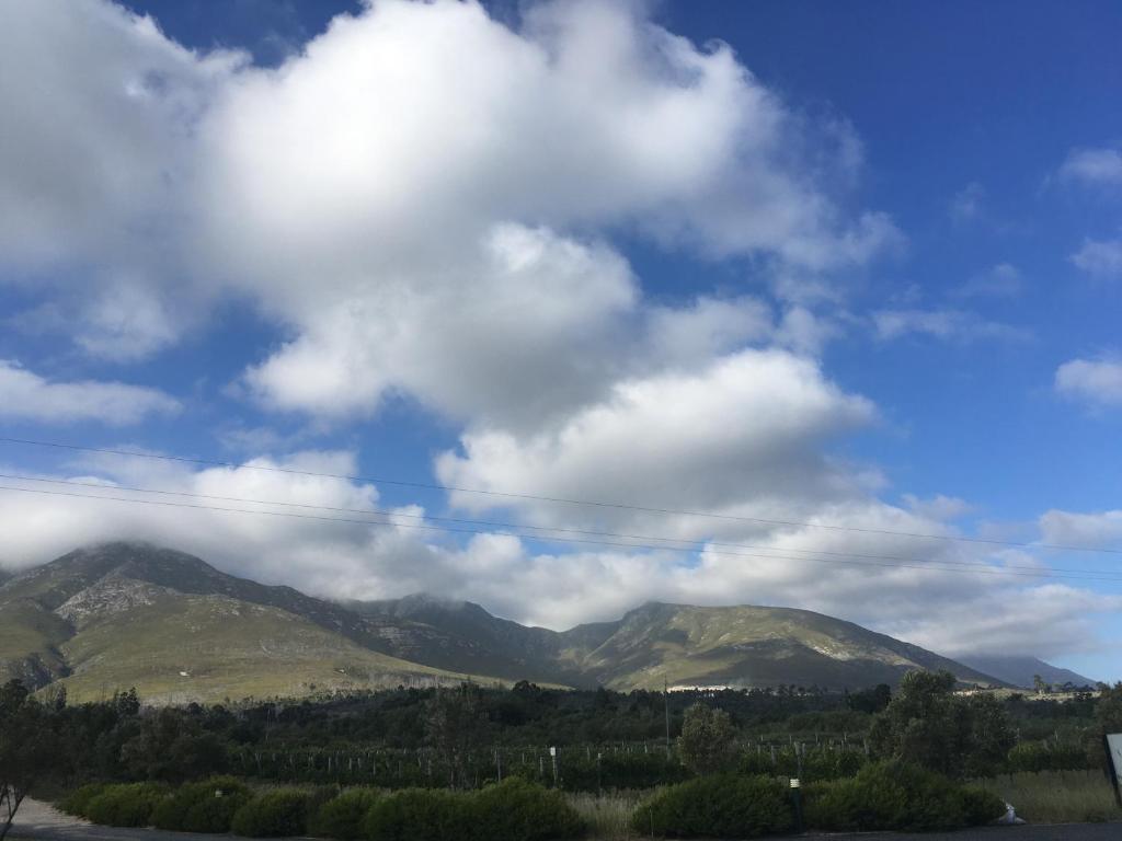 Misty Mountains photo 3