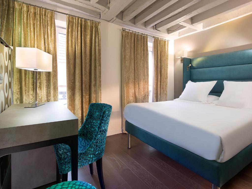 Двухместный (Улучшенный двухместный номер с 1 кроватью), Hôtel Jacques De Molay