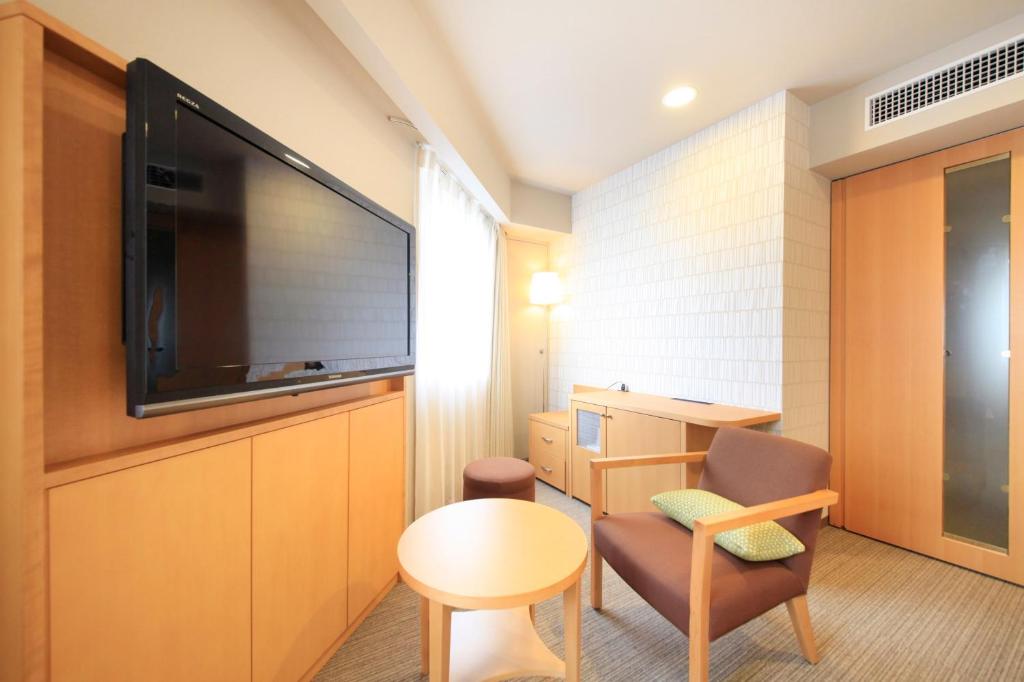 Richmond Hotel Sapporo Ekimae - Tap to explore photos