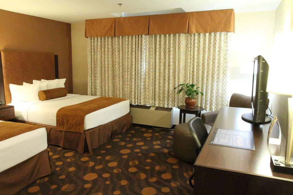 Двухместный (Номер с 2 кроватями размера «queen-size» – Для некурящих), Best Western Plus Suites Hotel Coronado Island