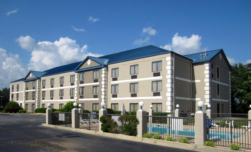 Best Western Executive Inn & Suites image
