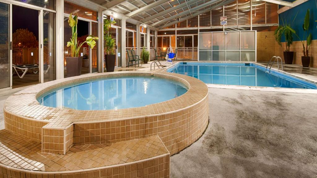 Sandcastle Resort photo 3