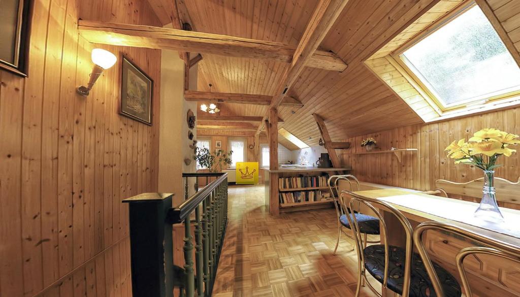 Сьюит (Люкс с видом на горы), Gasthaus Koenigsruhe