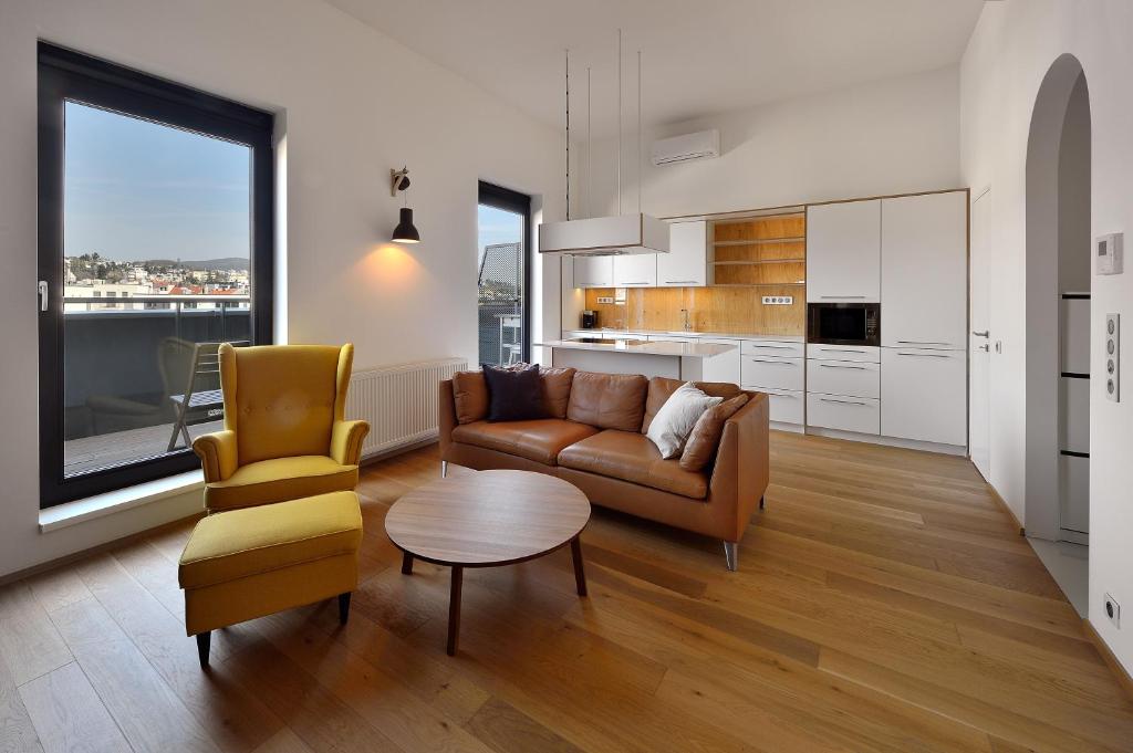 Апартаменты (Апартаменты в пентхаусе с видом на город), Charming&Cozy-Ambiente Apartments