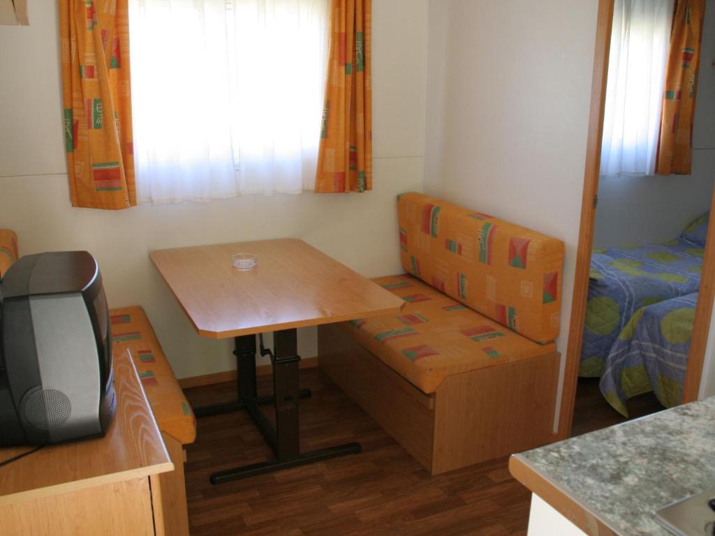 Holiday home Vakantiepark Isábena 4 photo 2