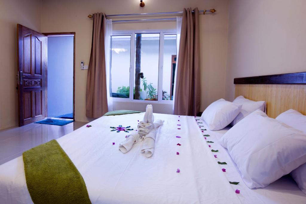Ari heaven Thoddoo Maldives photo 2