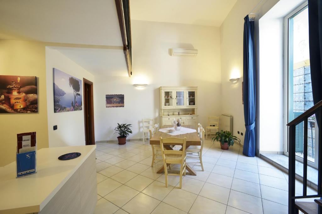 Italia Apartment photo 4
