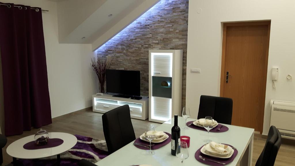 Apartments Toni photo 3