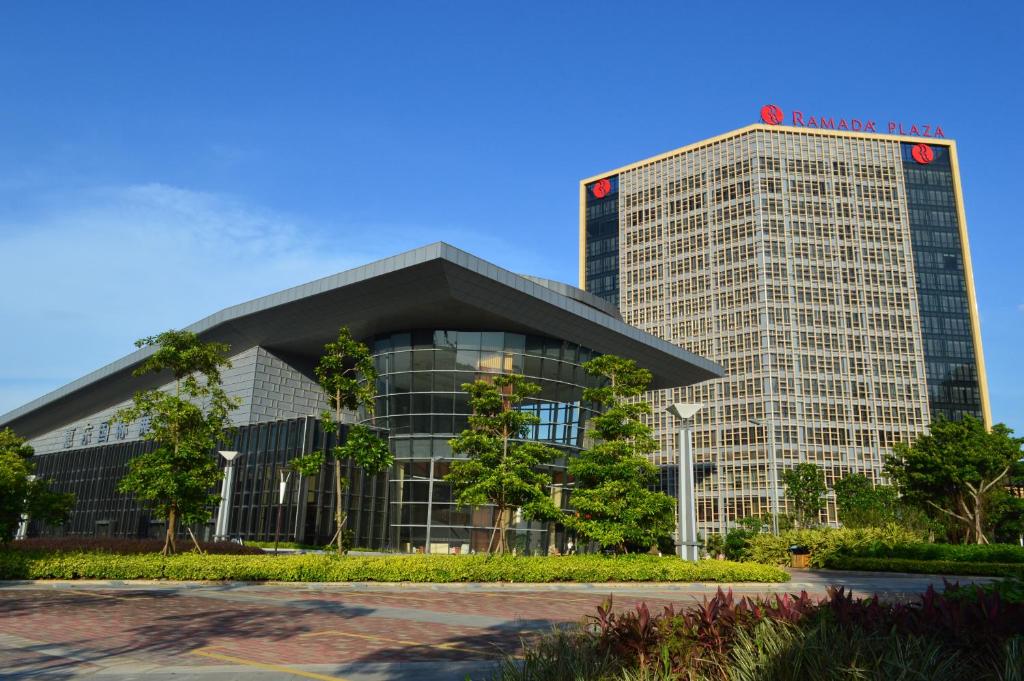 Ramada Plaza Huizhou East