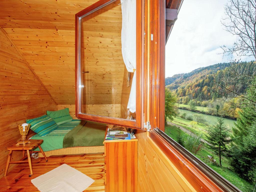 Serene holiday home in Dolu with private garden photo 4
