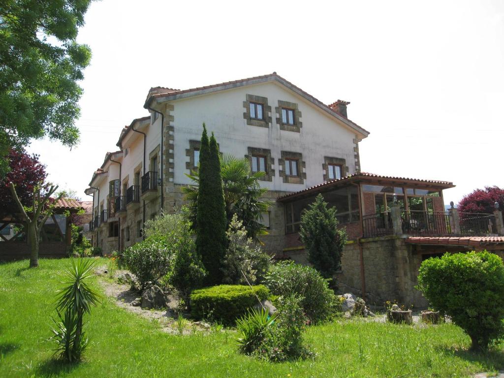 Posada La Anjana photo 1