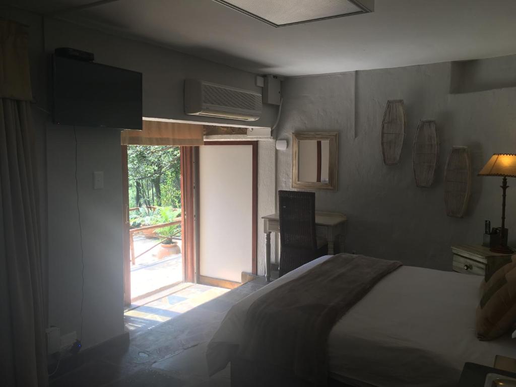 Windmills Rest Room Type - Deluxe Double Room