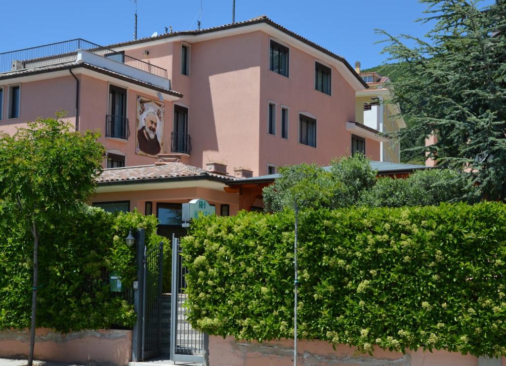 Hotel Rosamarina photo 2