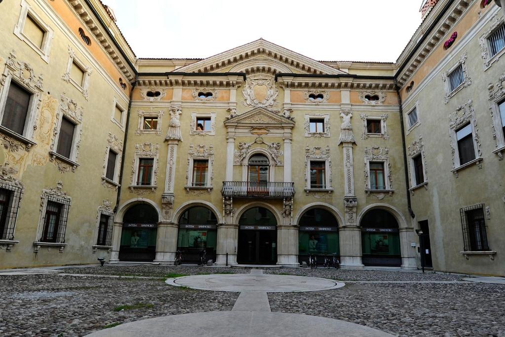Casa Museo Palazzo Valenti Gonzaga photo 1