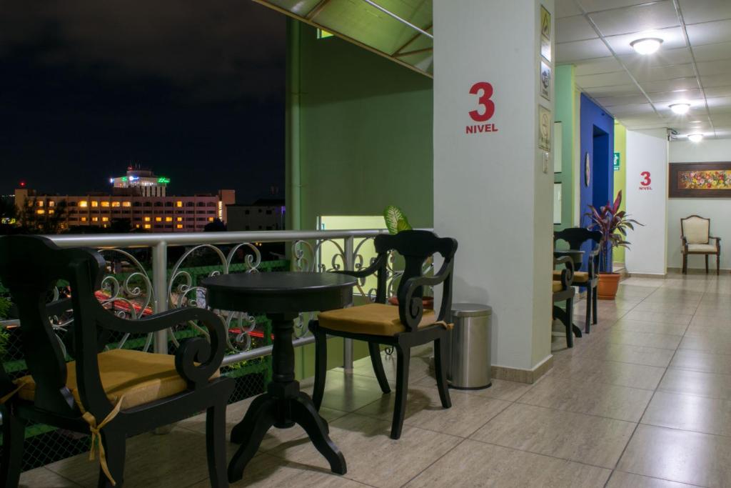 Hostal de Asturias photo 2