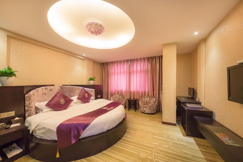 Двухместный (Двухместный номер с круглой кроватью), Rongle Busniess Hotel