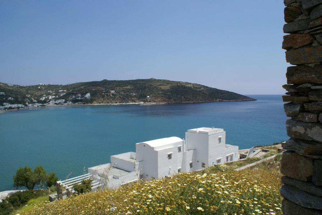 Akrotiraki Apartments photo 3