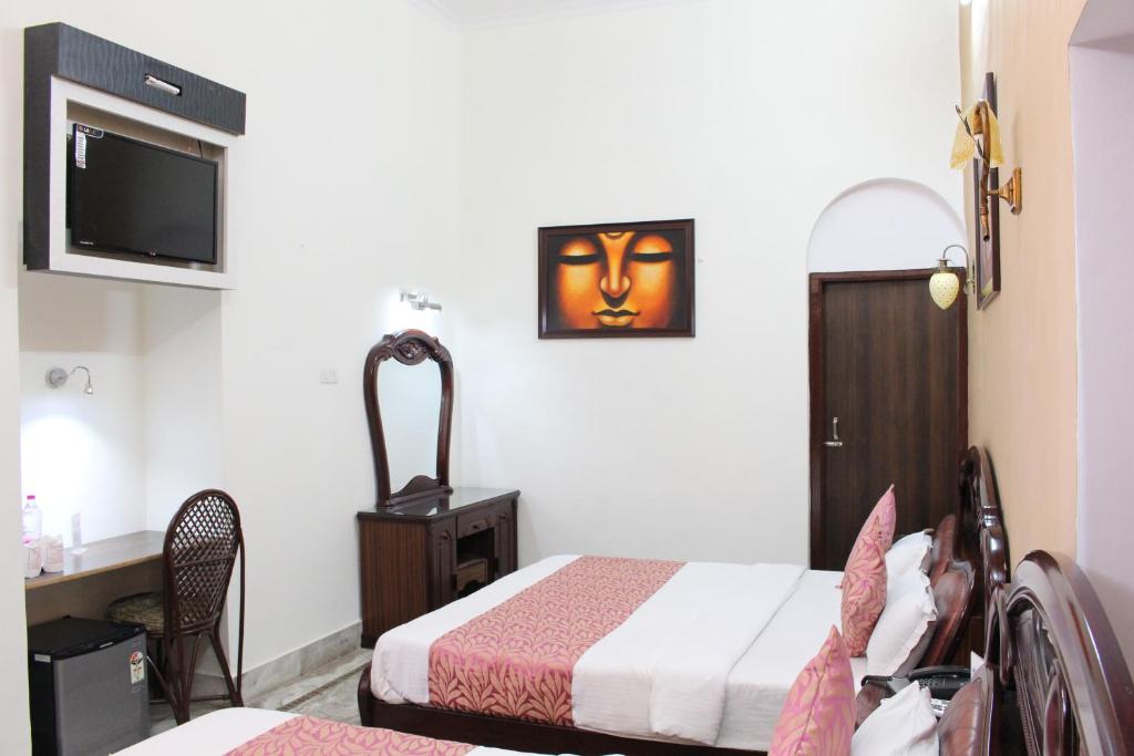 Семейный (Family Room (Includes Free Heritage Walk Tour & Early check in at 9am, subject to availability)), Shree Ganesha Palace