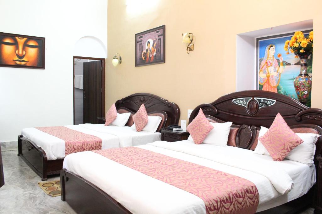 Семейный (Family Room (Includes Free Heritage Walk Tour & Early check in at 9am, subject to availability)), Shree Ganesha Palace
