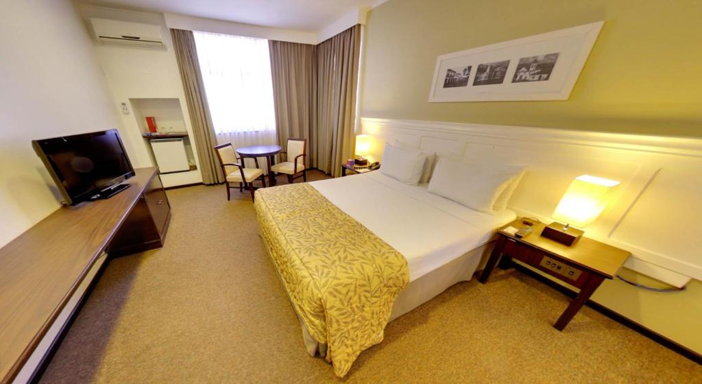 Marques Plaza Hotel photo 3