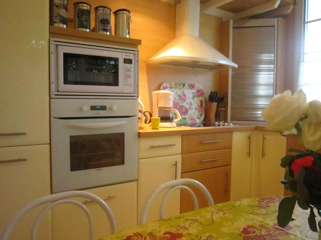 Superb holiday home in Escalles near the sea photo 3