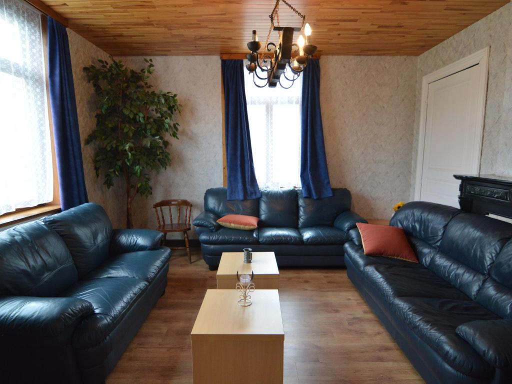 Charming Holiday Home in Coo with Pool photo 1
