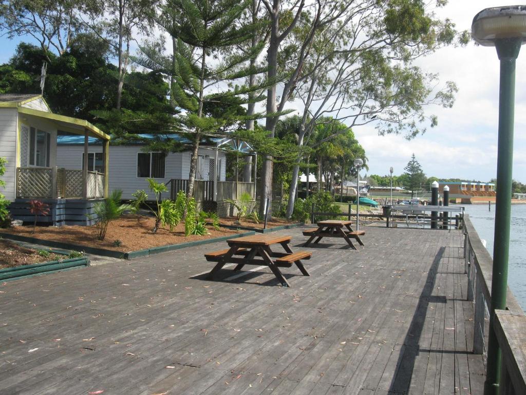 Edgewater Holiday Park photo 2