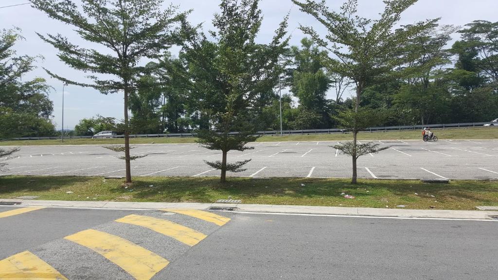 9 Square Hotel - Seri Kembangan photo 2