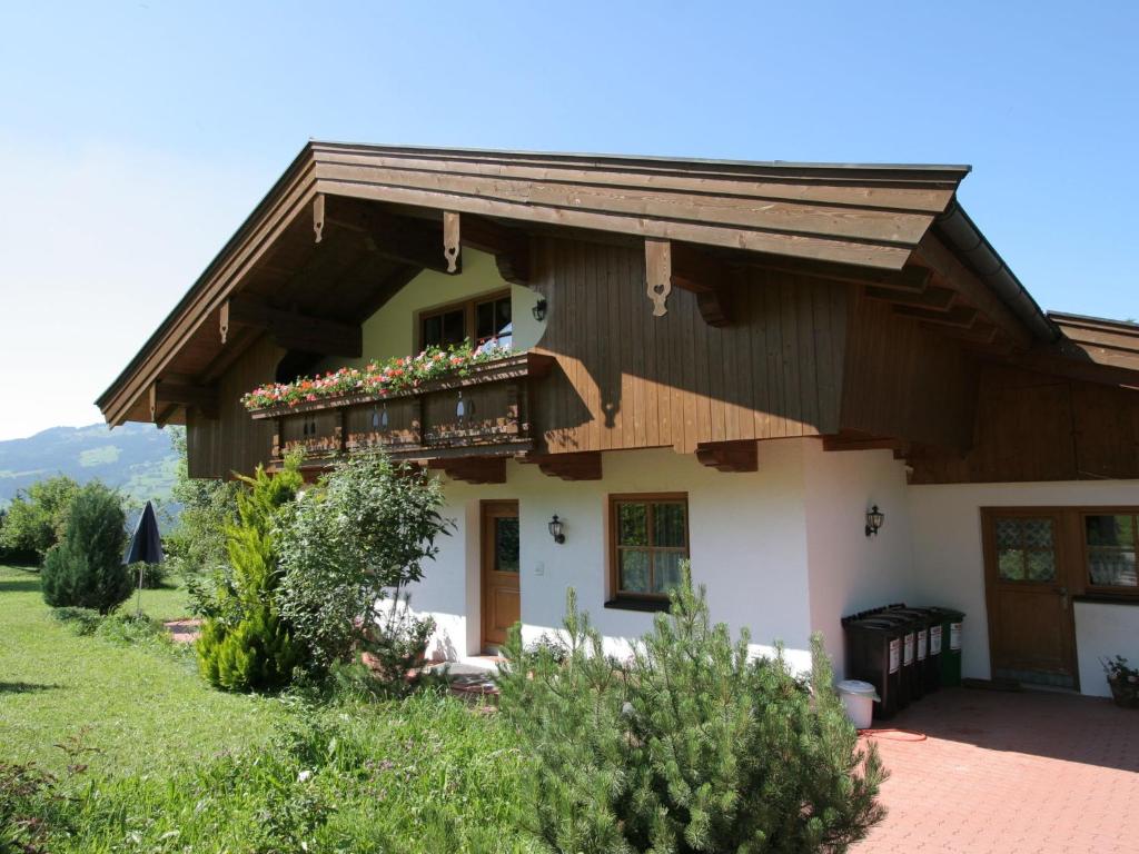Beautiful Apartment near Ski Area in Kirchberg photo 4
