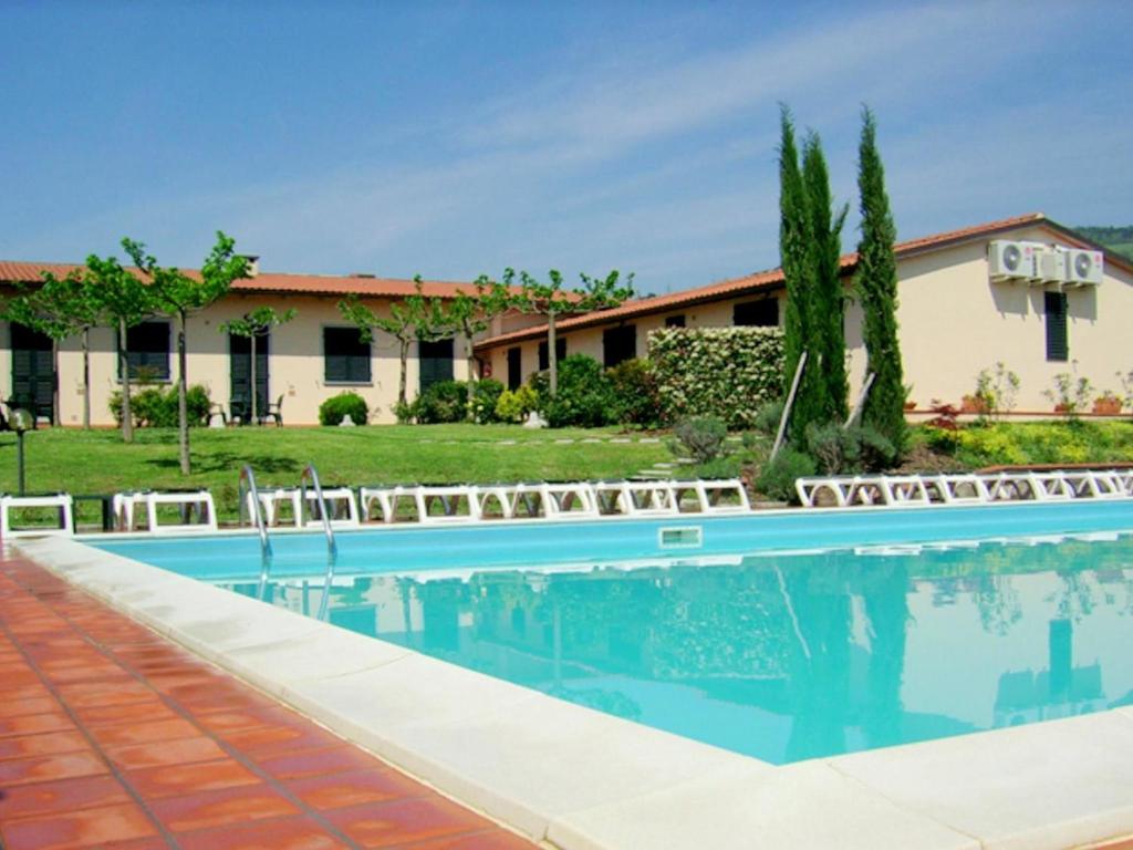 Traditional Farmhouse near Pistoia with Garden photo 2