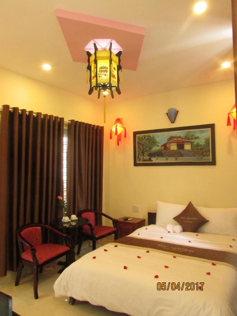 Двухместный (Улучшенный двухместный номер с 1 кроватью), Hue Garden Villa Hotel